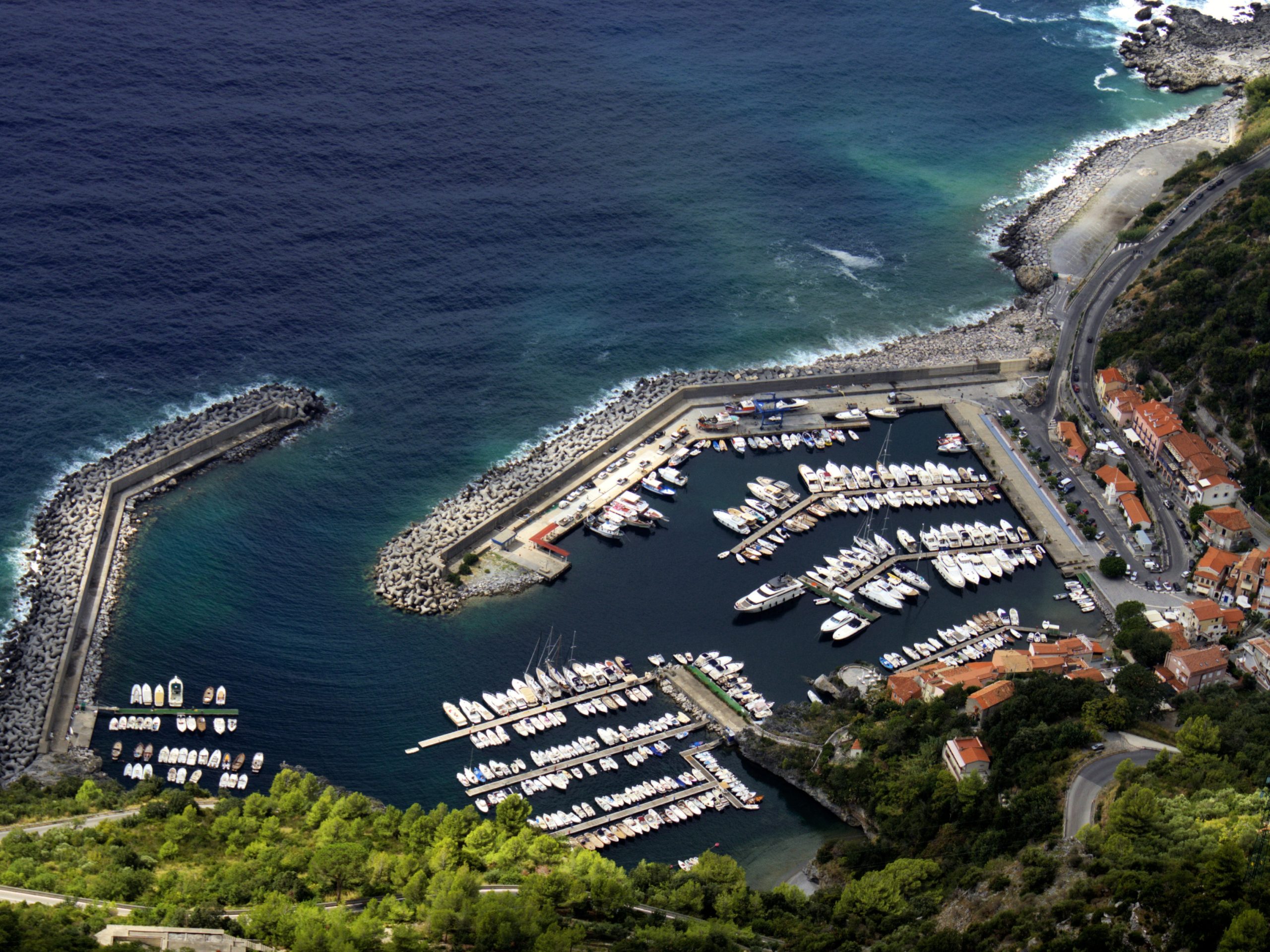 "una spiaggia sul Golfo di Policastro. Vacanze a Settembre? Scegli il Cilento!"