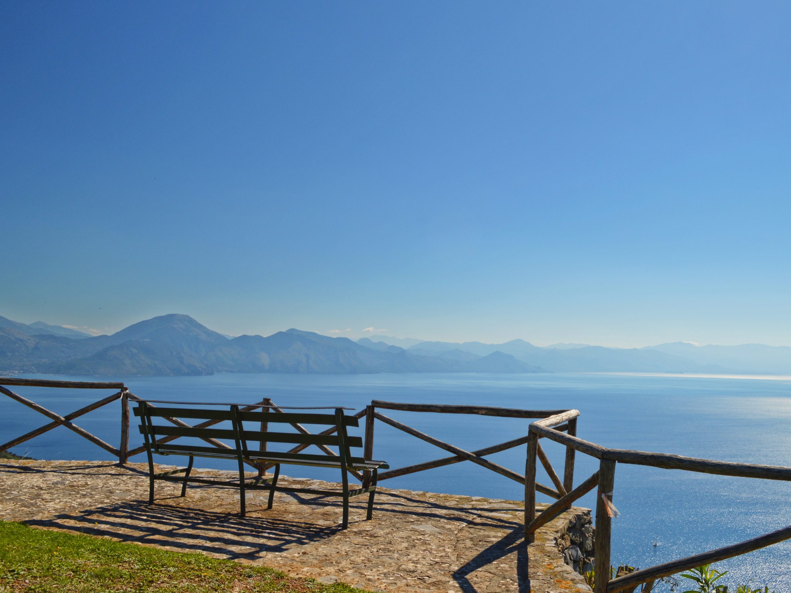 "Il pianoro di Ciolandrea a Scario. Idee per San Valentino 2025: Cilento per Due"